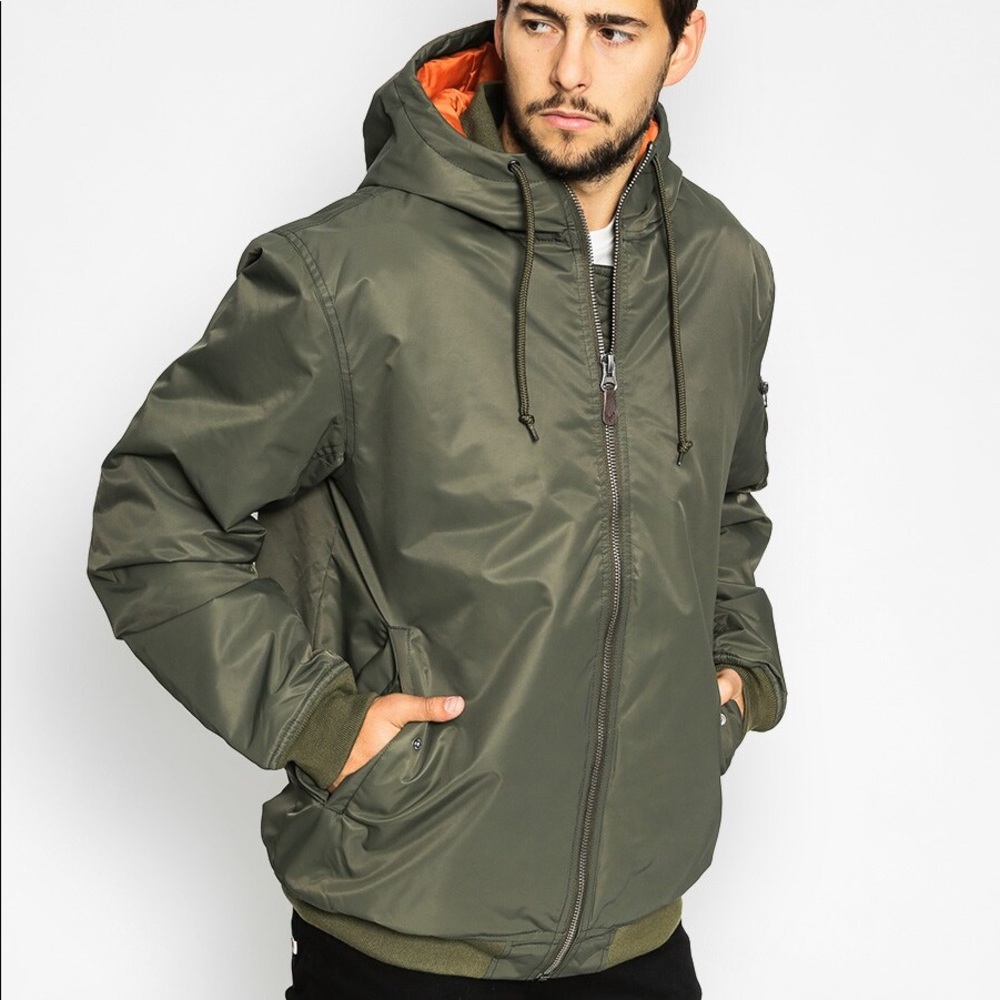 NWT Vans all weather water resistant KILROY BOMBER MTE JACKET in Grape Leaf - Picture 3 of 11